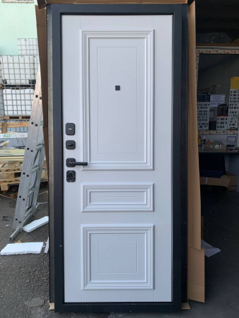 АВРОРА С КАПИТЕЛЬЮ