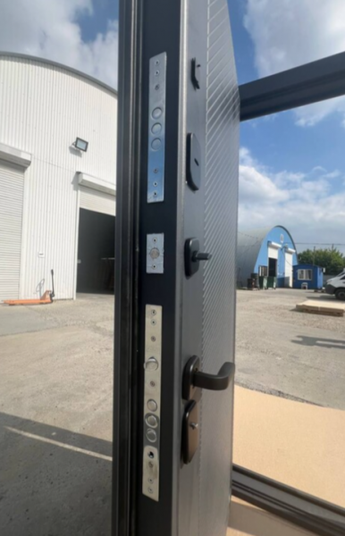 9 см КОНЦЕПТ ЛИНИИ ВЕЛЮР БЕЛЫЙ СОФТ(НОВИНКА)	 9 см КОНЦЕПТ ЛИНИИ ВЕЛЮР БЕЛЫЙ СОФТ(НОВИНКА)