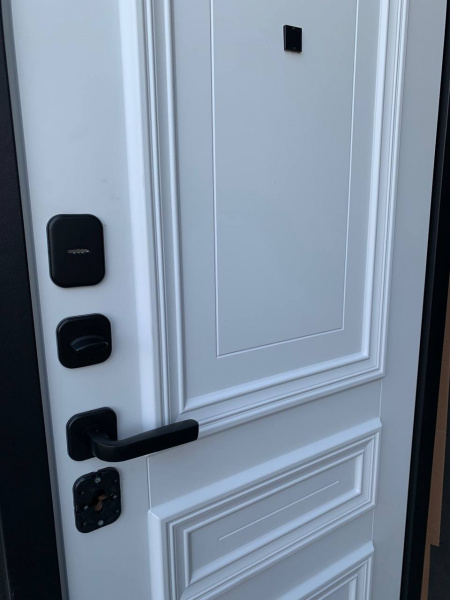 АВРОРА С КАПИТЕЛЬЮ